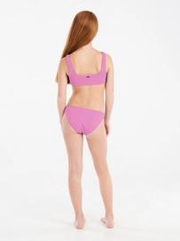 6---72951003_724_model_back-full_01