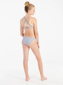 8---72951054_724_model_back-full_01