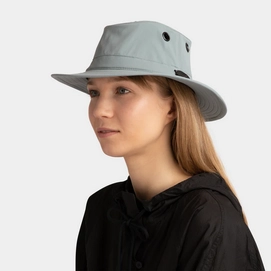 4---H04HT2001_Ultralight_T5_Classic_Mist_Blue_B