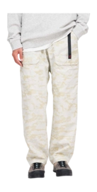 4----Gramicci-G5SM-P010_SANDCAMO_mens-pants-model_M4