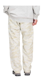 5----Gramicci-G5SM-P010_SANDCAMO_mens-pants-model_M5