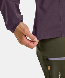 4---62747-PIZ_SELVA_2_5L_JACKET_W-D-02