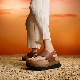 7---F-MODE-STACK-LEATHER-BACK-STRAP-TOE-POST-SANDALS-DEEP-TAN_E2G-C15_1