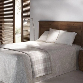 Sprei Cevilit Leonne