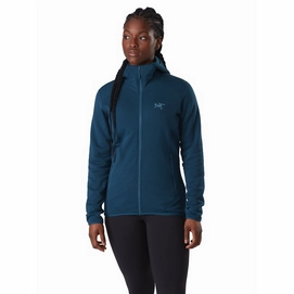 3---Kyanite-AR-Hoody-Women-s-Timelapse-Front-View