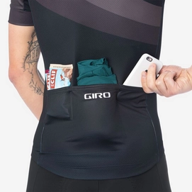 3---giro-m-chrono-sport-jersey-mens-road-apparel-black-render-detail-1