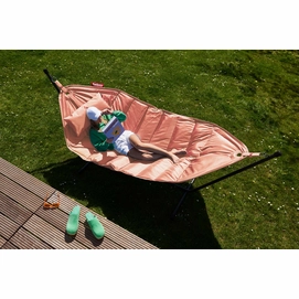 3---fatboy-headdemock-deluxe-pink-shrimp-1920x1280-ambiance-08-105623