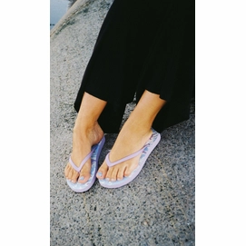 3---Sleepers_flipflops_natural_rubber_slim_lavender_tiedye_2_1512x