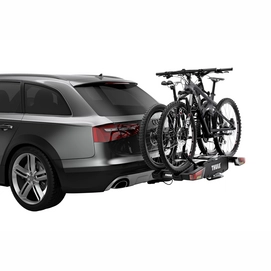 3---Small-Thule_EasyFoldXT_Black_2b_InUse_OC_933107