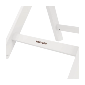 11----2719431110_2022_maxicosi_homeequipment_nesta_whitewood_zoom_branding-_no-bg