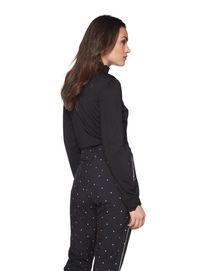 3612092_290_model_back-half_01