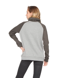 3614492_756_model_back-half_01