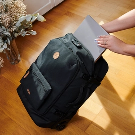 3---TDM_S24_SOFT_SUITCASE_BERLIN_POCHETTE_ORDINATEUR_RVB_HD_3667022003296