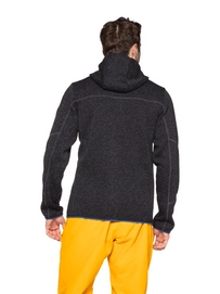 3710592_290_model_back-half_01