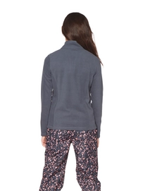 3910300_900_model_back-half_01