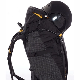 Backpack The North Face Cobra 60 TNF Black/Summit Gold L/XL