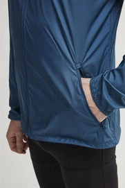 4---1907038_373000_Charge Jacket_C3
