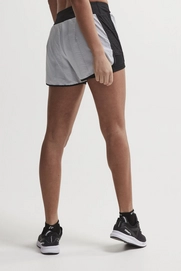 4---1907044_139900_Charge 2-in-1 Shorts_C3