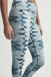 4---1907047_139998_Charge 78 Tights_C3