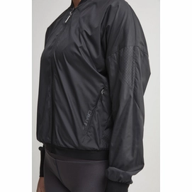 4---1907050_999000_Charge Jacket_C3