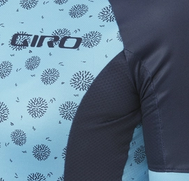 4---270220019-giro-w-chrono-sport-jersey-iceberg-blue-palm-burst-2