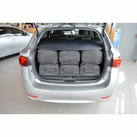 Tassenset Carbags Toyota Avensis III facelift wagon 2015+