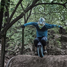 4---Z10_Lifestyle_Forest_2