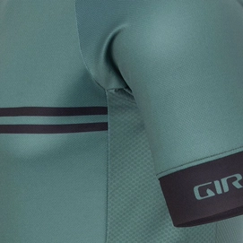4---giro-chrono-sport-jersey-mens-road-apparel-grey-green-classic-stripe-detail-2