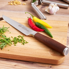 5---12122_03_Fleischmesser_Masterclass_18cm_febb3968bb834450926b1417a3653644