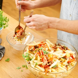8---12641_08_VS600_Salatbesteck_28cm_e76ebf34833543d78ae80af955f59961