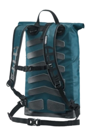 2---commuter-daypack-city-21l_r4108_back-_no-bg