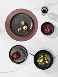 Saisons-Blackberry-plum-topview_49bd722d-d726-45c7-9c93-880a3f453d4c
