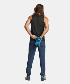 48910-53301-FIRST_AID_ROCK_DOC_heritage_blue-M-02
