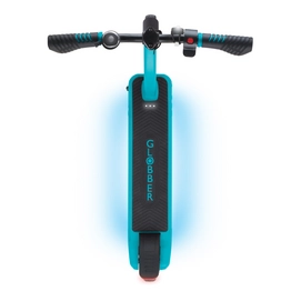 7---659-105_light-up-electric-kick-scooter-1280x1280