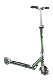 Step Globber Flow Element Lights Chrome Olive