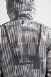 5---1906999_137999_Nanoweight Hood jacket_C4