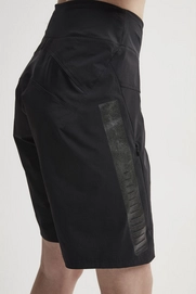 5---1907175_999000_Hale XT Shorts_C4