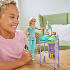 5---Barbie Kinderarts speelset (GKH23)5