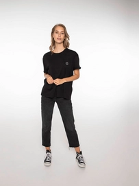 5---Protest-Ada-True-Black-5