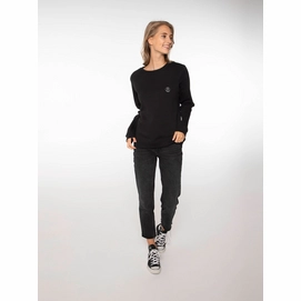 5---Protest-Tatiana-True-Black-5