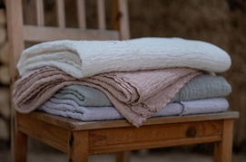 5---koeka-elba-baby-ledikantdeken-100x150-cm-bright-blossom-oudroze-8718276206874 (2)