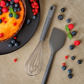 3---zyliss_utensils_lifestyle6_HR-_1_c8b303b9-b73b-48dd-a1ce-4cb9406f3f8b