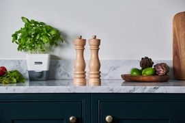 H233010_C&M_London 220mm 8inch Natural Beech PM_Lifestyle_HR (3)