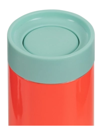 2---7395-Skittle-Travel-Mug-Small-Lid-Closed-Coral-LoRes-_no-bg