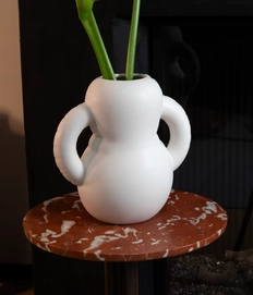 Home-Studyo-tableware-vase-bone-1200x1400px-5