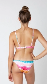 5682_chakrea-cheeky-bum_35_amb1