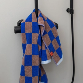 5---RETRO_towel_col76_01_7aabf40a-f6e9-4958-86d5-04cce65a4e0e_900x