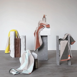 3---DIAGONAL_towels_mix_10_12f0d2e1-e99c-4d6a-84a0-42300512b78e_1800x1800 (1)