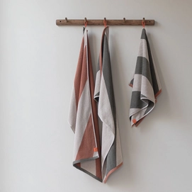2---DIAGONAL_towels_mix_17_5ea0fb9f-1dde-4b54-87bf-16c664399df1_1800x1800 (1)