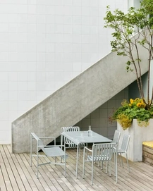 3---hay-palissade-dining-bench-with-armrest-53247_800x800